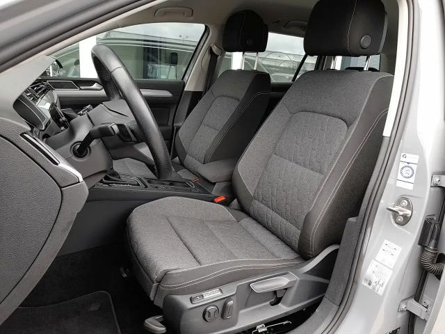 Volkswagen Passat DSG GTE Variant