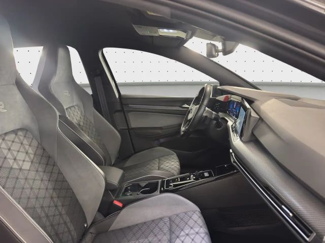 Volkswagen Golf 2.0 TDI DSG Golf VIII R-Line