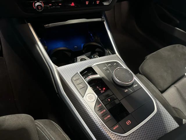 BMW 320 320d M-Sport Sedan xDrive