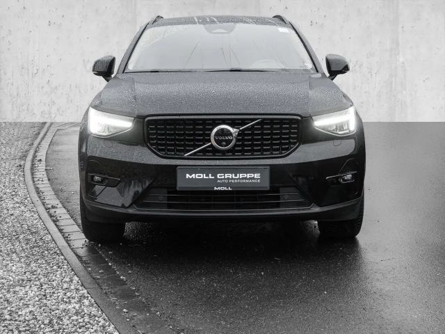 Volvo XC40 Dark Plus