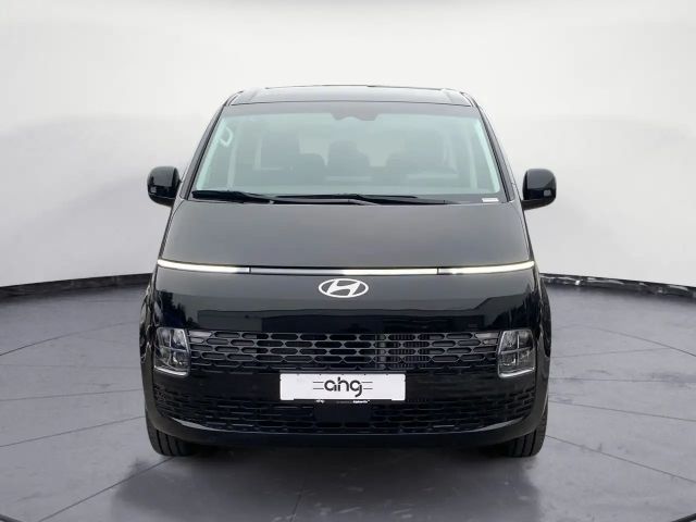 Hyundai Staria Trend