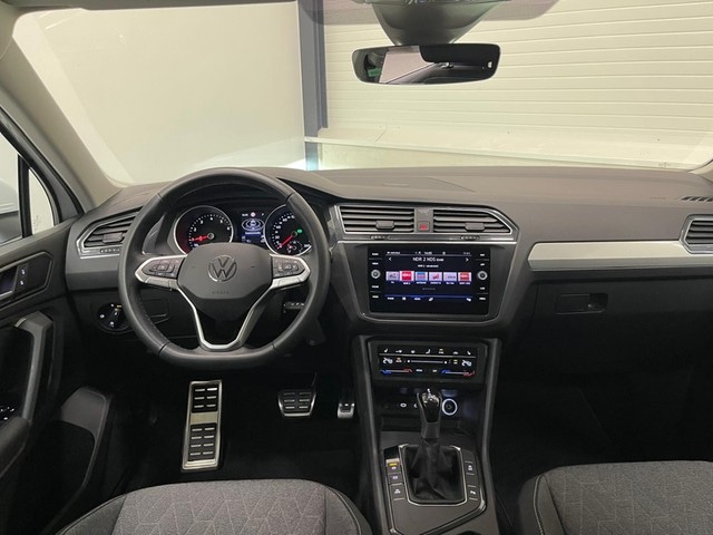 Volkswagen Tiguan Tiguan 1.5 TSI Move ACC+AHK+NAVI+KAMERA+LED