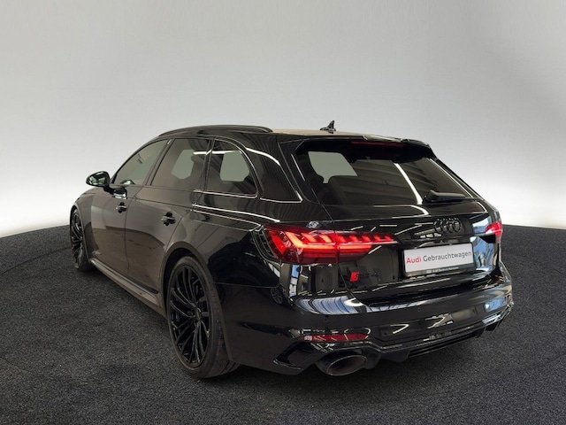 Audi RS4 Avant Quattro