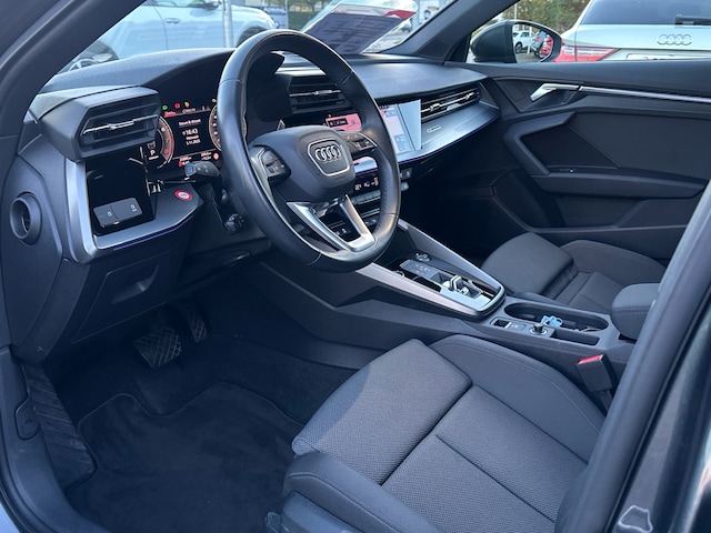 Audi A3 35 TFSI S-Line S-Tronic Sportback