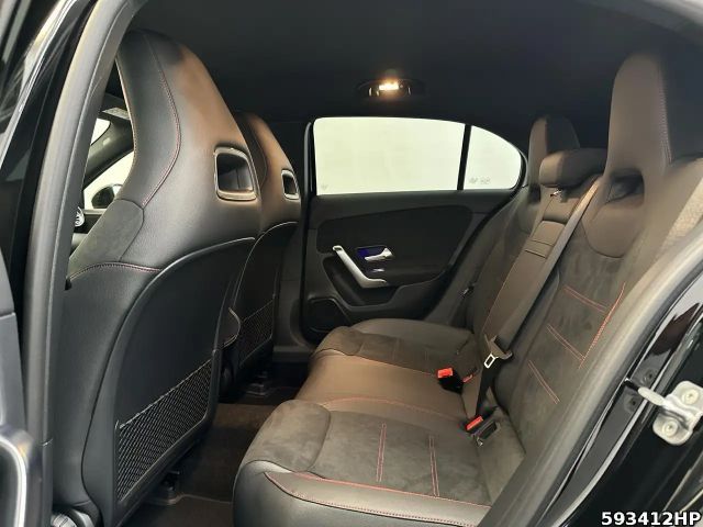 Mercedes-Benz A 180 AMG Line