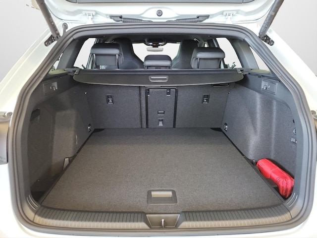 Volkswagen Golf DSG R-Line Variant