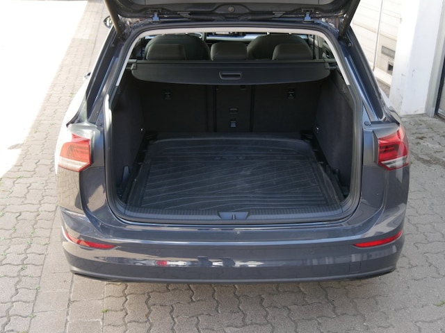 Volkswagen Golf Life Variant