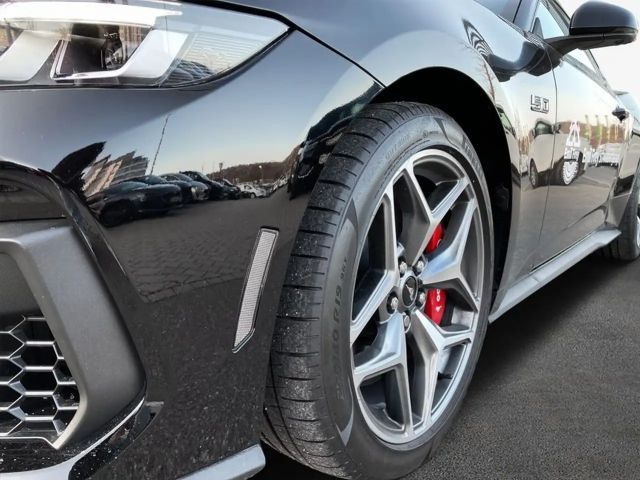 Ford Mustang Fastback GT 5.0 V8