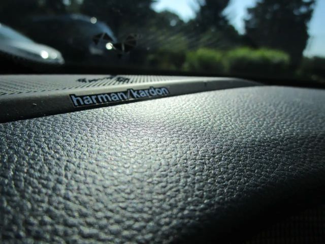 Renault Megane E-Tech EV60 Iconic