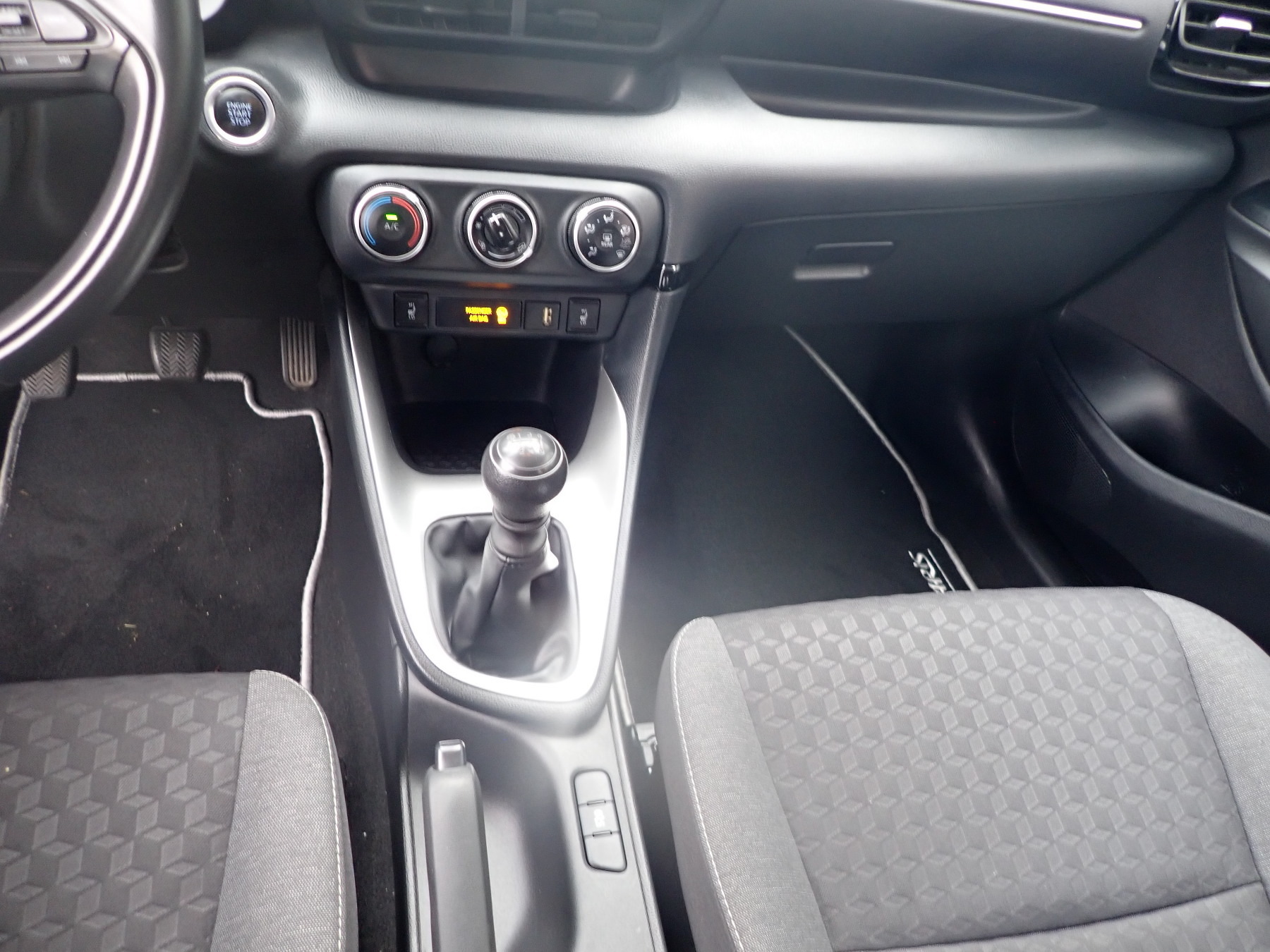 Toyota Yaris 5-deurs Basis Club Comfort