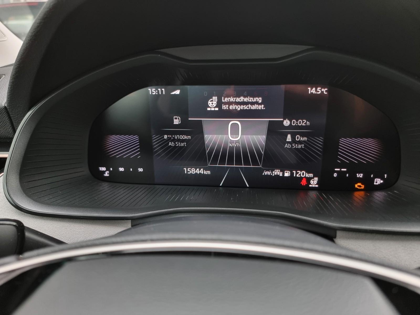 Skoda Scala ACC/Beh.Lenkrad/Frontsch. 5 Jahre Garantie