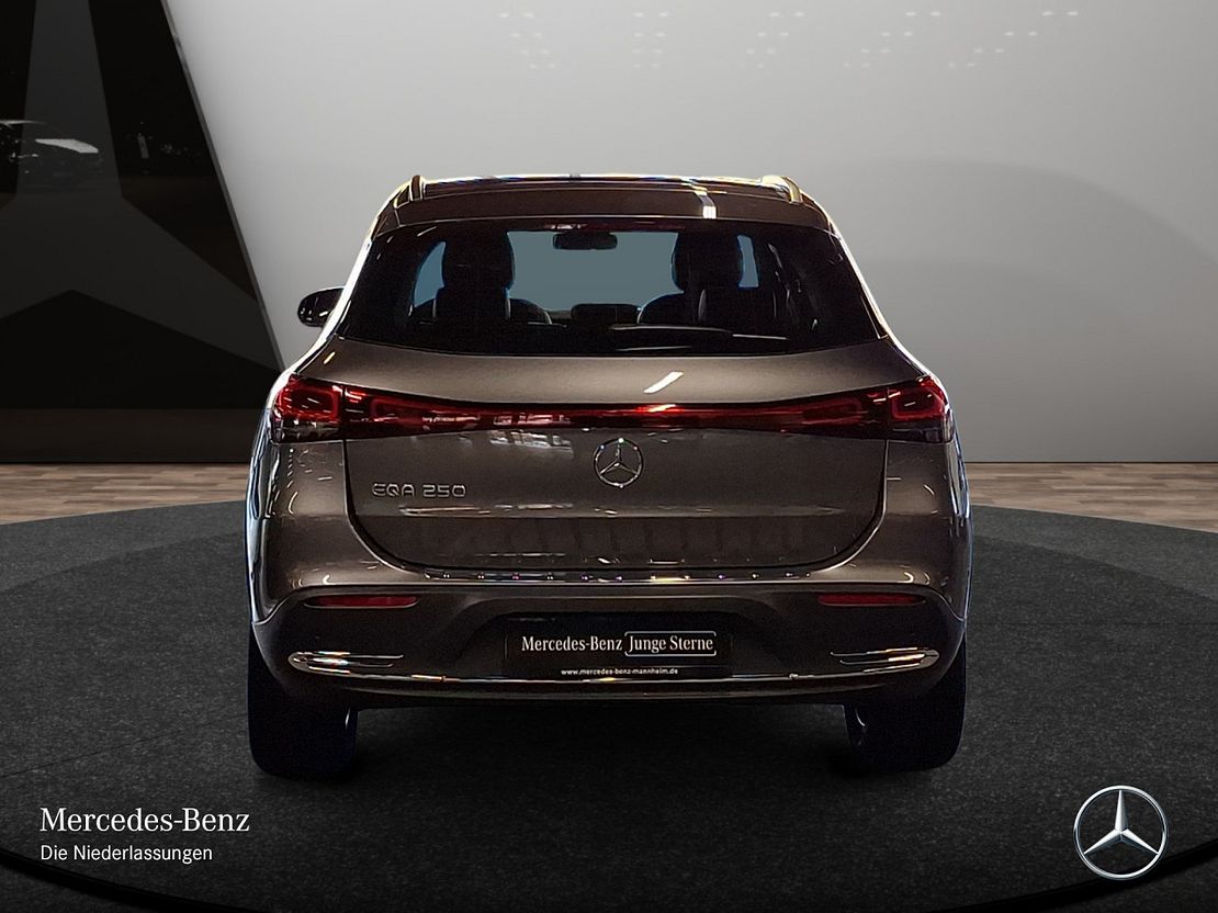 Mercedes-Benz EQA 250