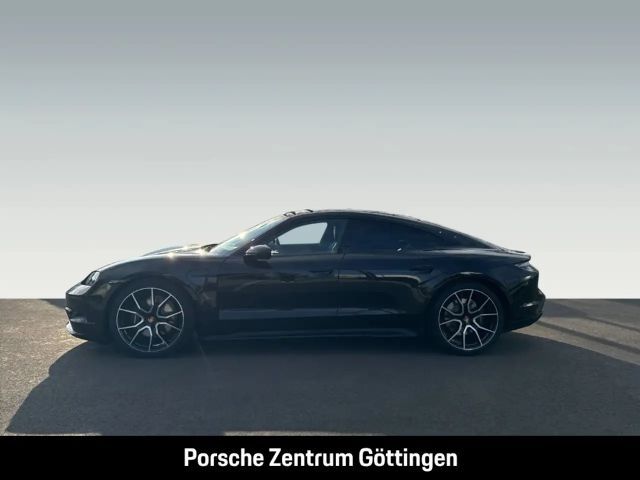 Porsche Taycan 4 Black Edition