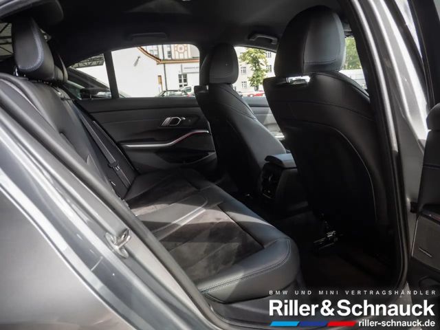 BMW 330 330i M-Sport Sedan