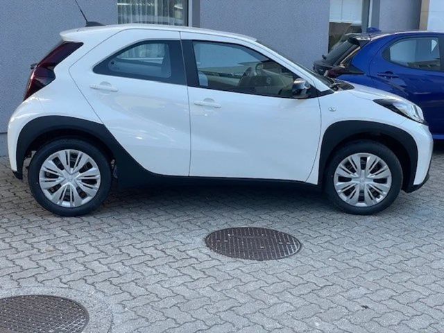 Toyota Aygo Hatchback Play VVT-i