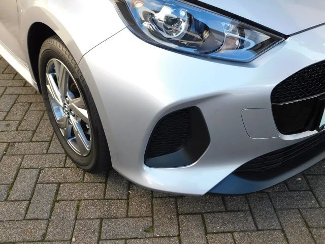 Mazda 2 Exclusive-line