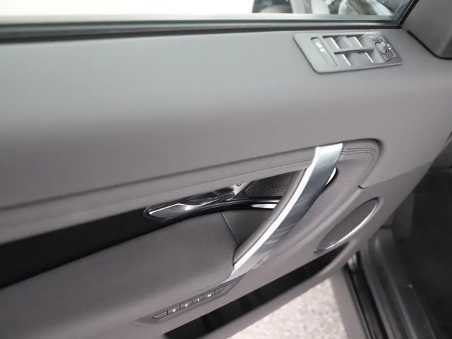 Land Rover Discovery Sport AWD SE