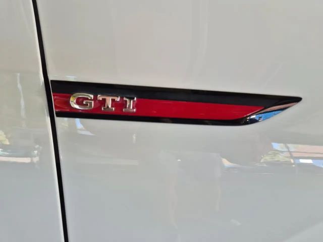 Volkswagen Golf 2.0 TSI GTI