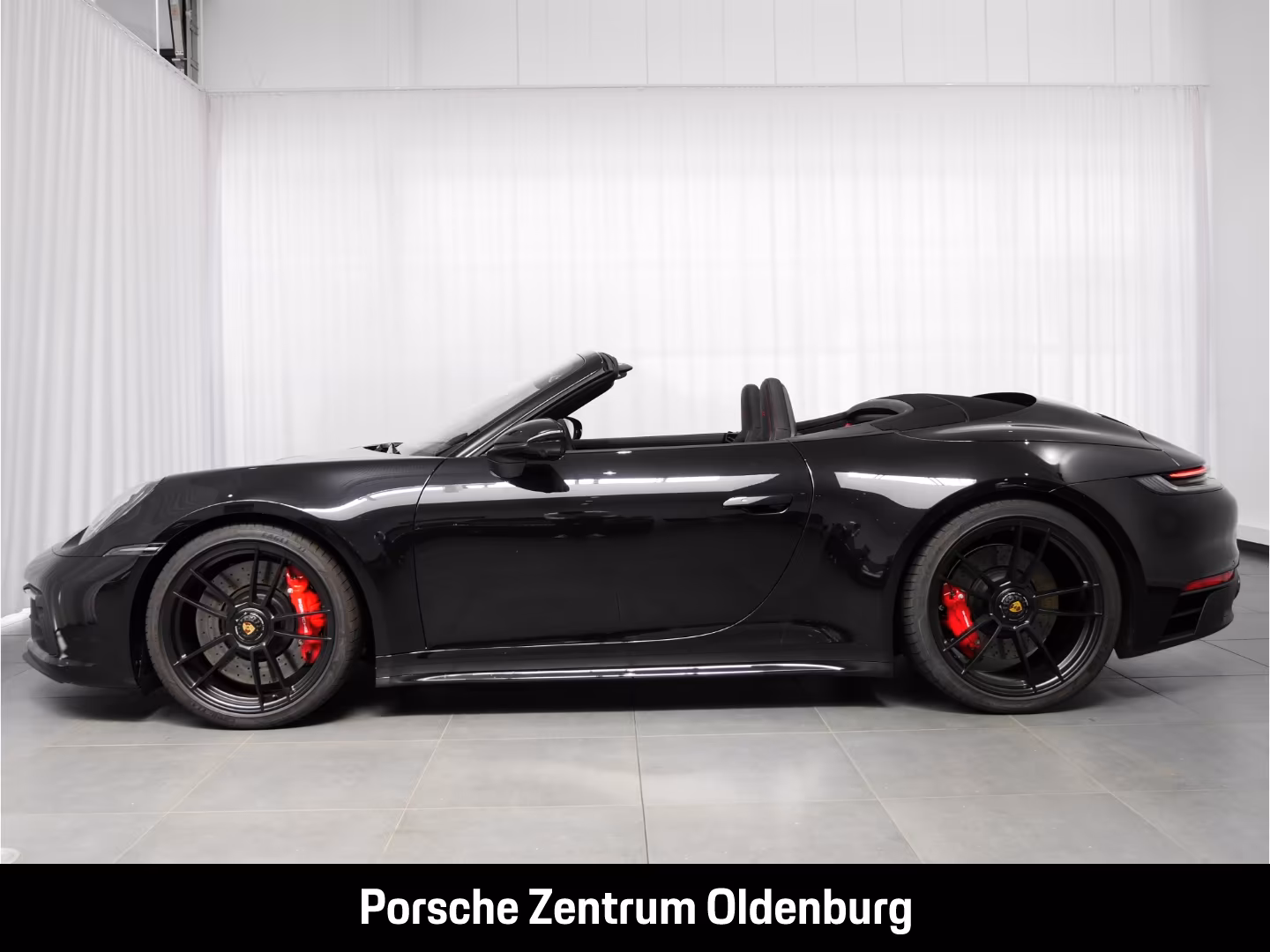 Porsche 911 4 992 Cabriolet Carrera GTS