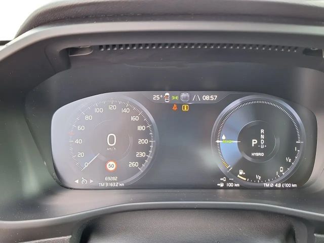 Volvo XC40 Recharge T4