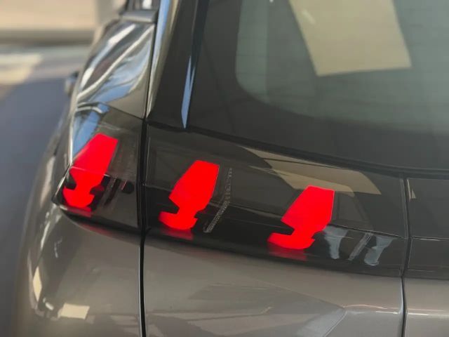 Peugeot E-2008 Active Pack