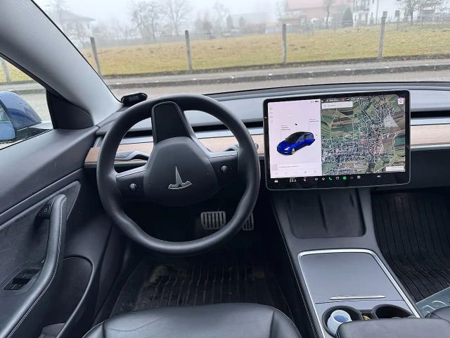 Tesla Model 3 AWD Performance