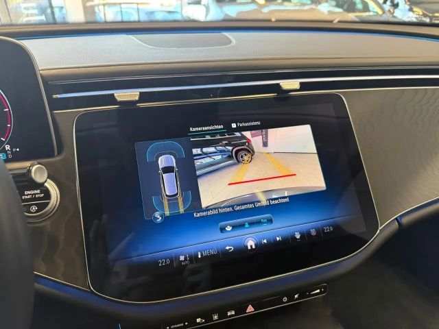 Mercedes-Benz E 220 AVANTGARDE E 220 d Estate