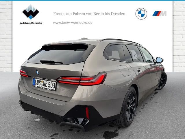 BMW 520 520d M-Sport Touring