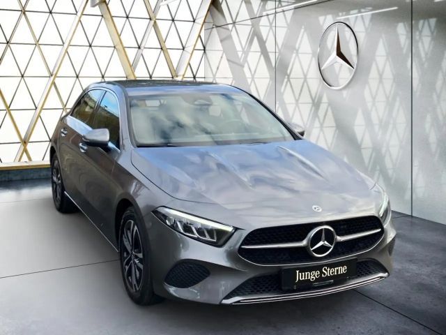 Mercedes-Benz A 200 Progressive