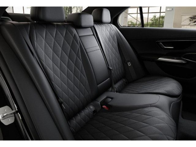 Mercedes-Benz E 450 4MATIC Sedan