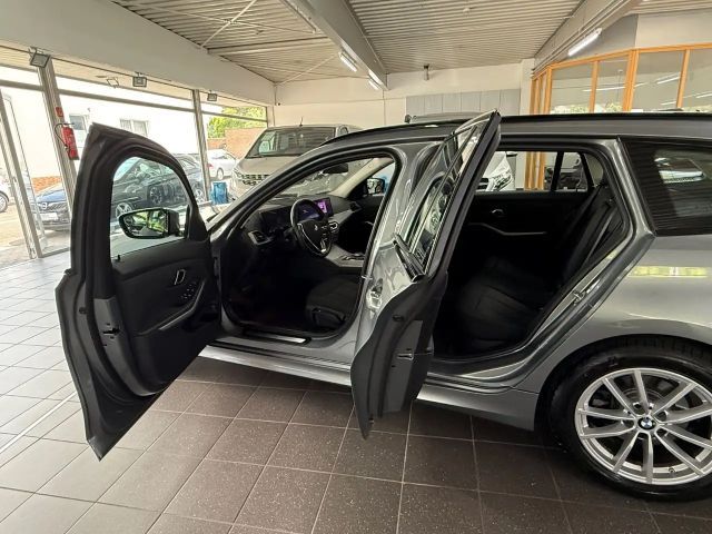 BMW 318 318d Touring