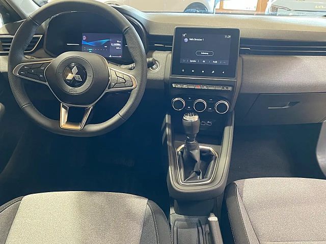 Mitsubishi Colt PLUS 1,0l Benziner 5MT Klima Navi Rückfahrkamera