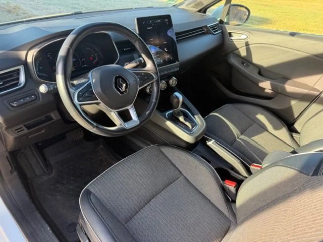 Renault Clio E-Tech Hybrid Intens