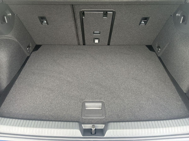 Volkswagen Golf 1.5 TSI Golf VIII