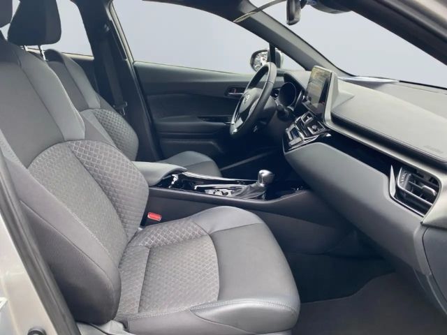 Toyota C-HR Hybride Team D