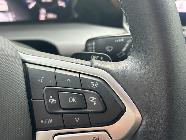 Volkswagen Golf 1.5 eTSI DSG Life Variant