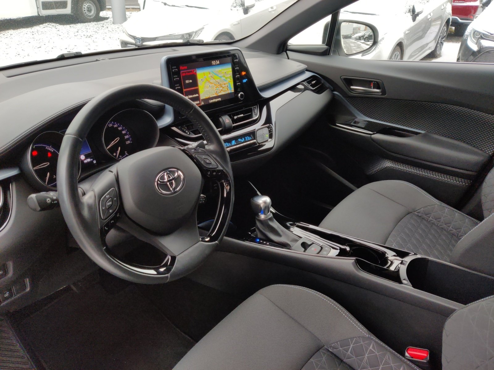 Toyota C-HR 5-deurs Plus