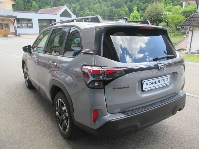 Subaru Forester Exclusive e-Boxer e-Boxer