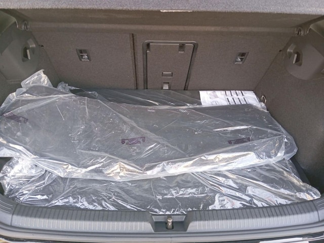 Volkswagen Golf 2.0 TSI DSG Golf VIII IQ.Drive