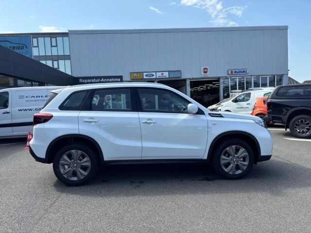 Suzuki Vitara Club Hybrid