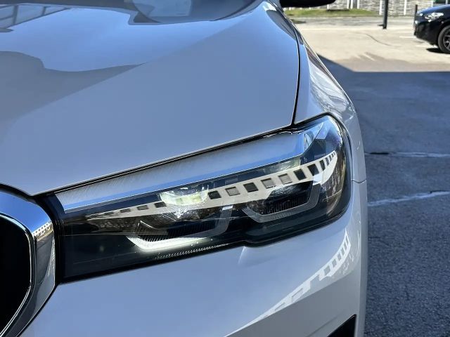 BMW 530 530e Touring