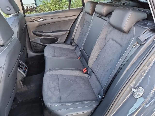 Volkswagen Golf DSG Golf VIII Style Variant