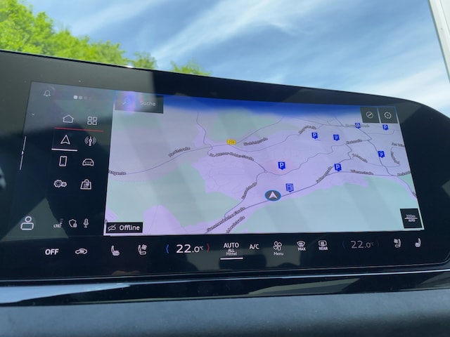 Audi A6 Avant Quattro S-Tronic