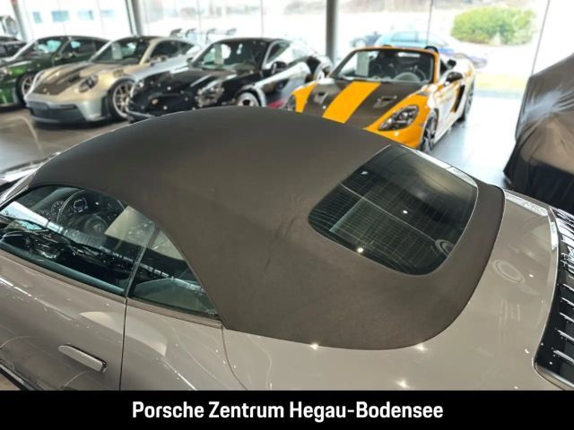 Porsche 992 Cabrio Carrera GTS