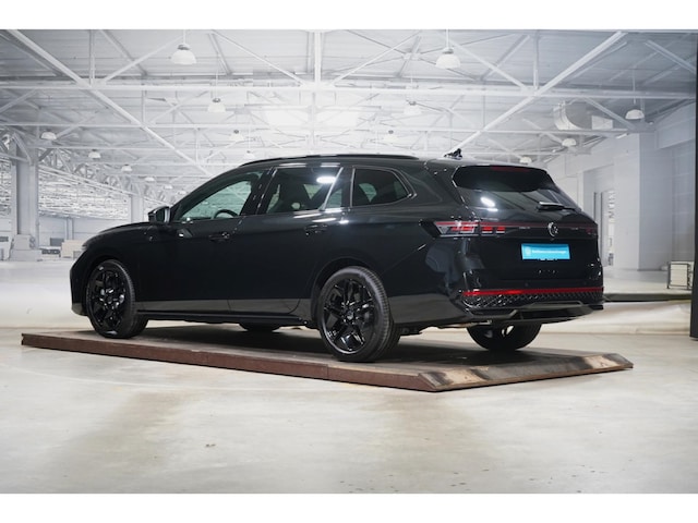Volkswagen Passat IQ.Drive R-Line Style