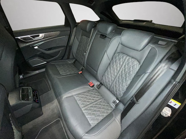 Audi S6 Avant Quattro