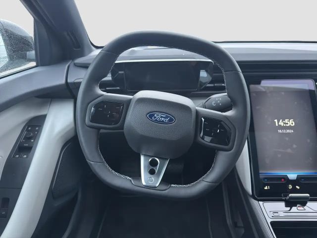 Ford Capri AWD Premium