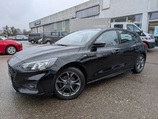 Ford Focus ST Line