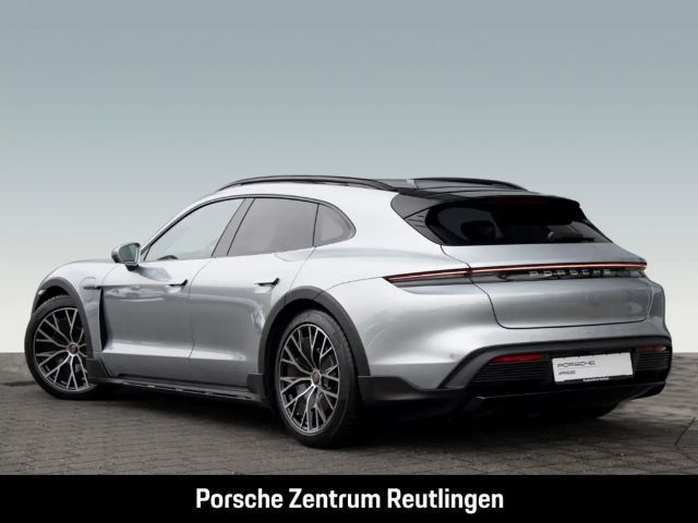 Porsche Taycan 4 Cross Turismo