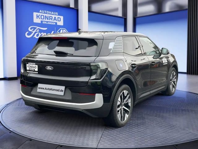 Ford Explorer Extended range Premium RWD